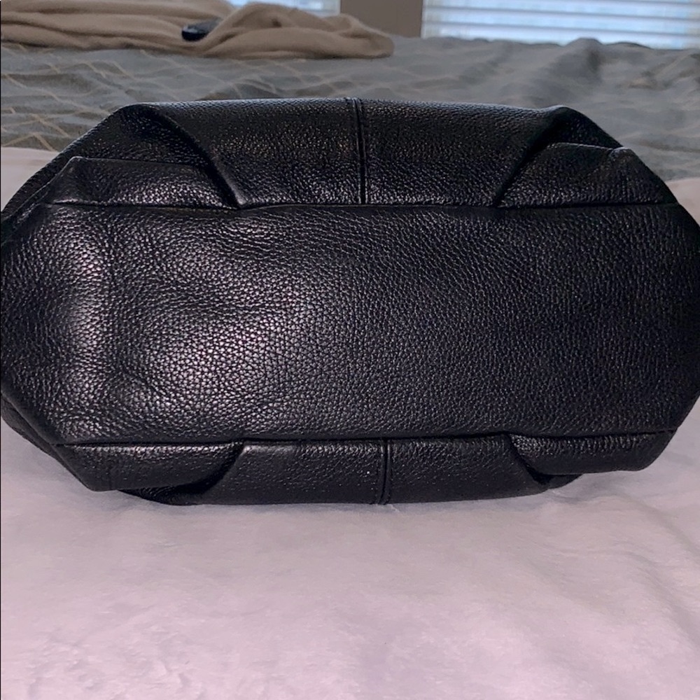 Coach purse - Picture 3 of 9